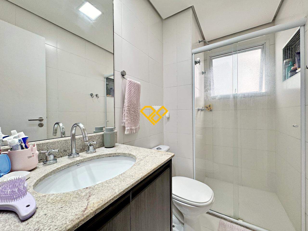 Apartamento à venda no Ponta da Praia: Wc suíte