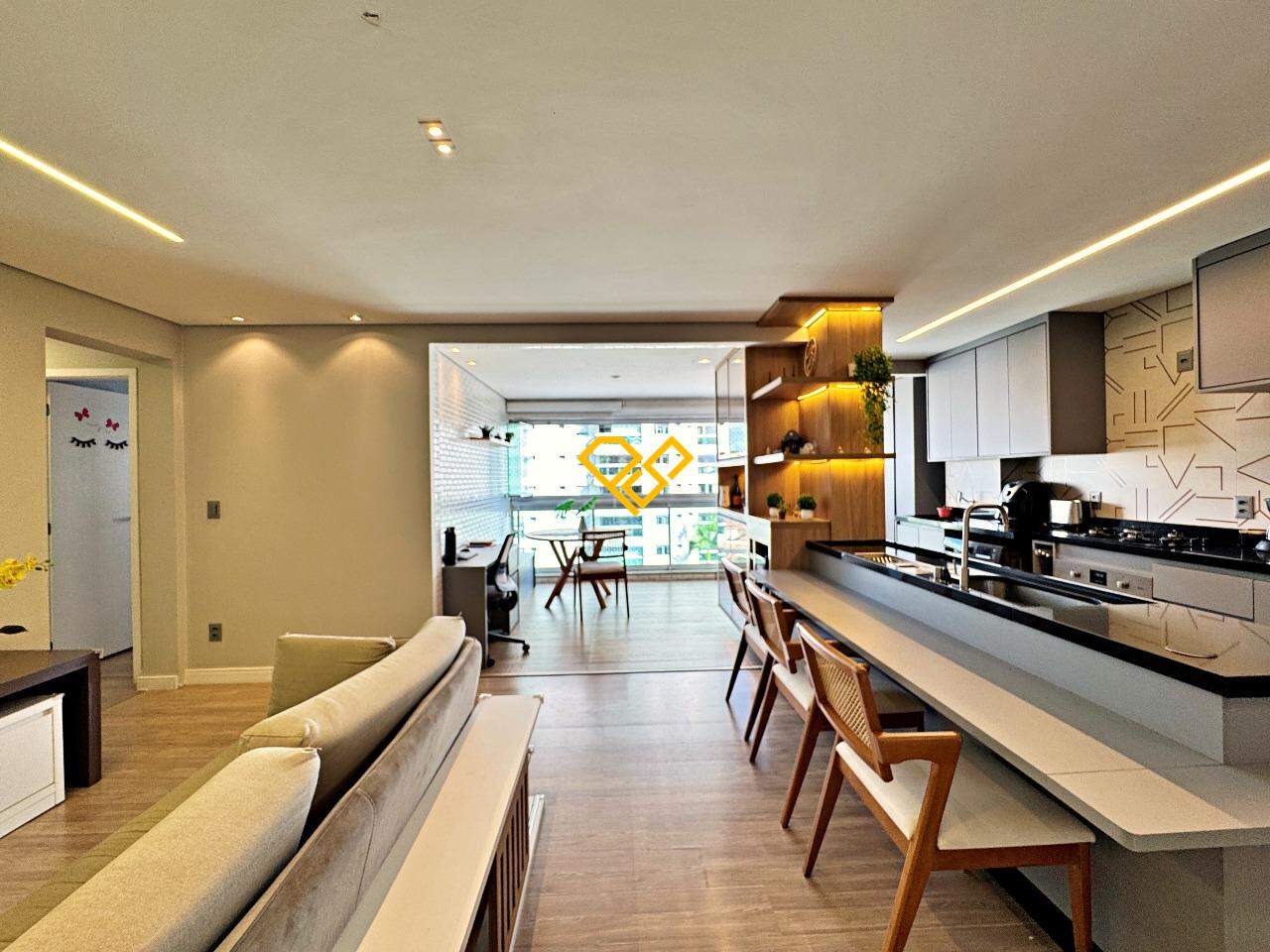 Apartamento à venda no Ponta da Praia: Sala