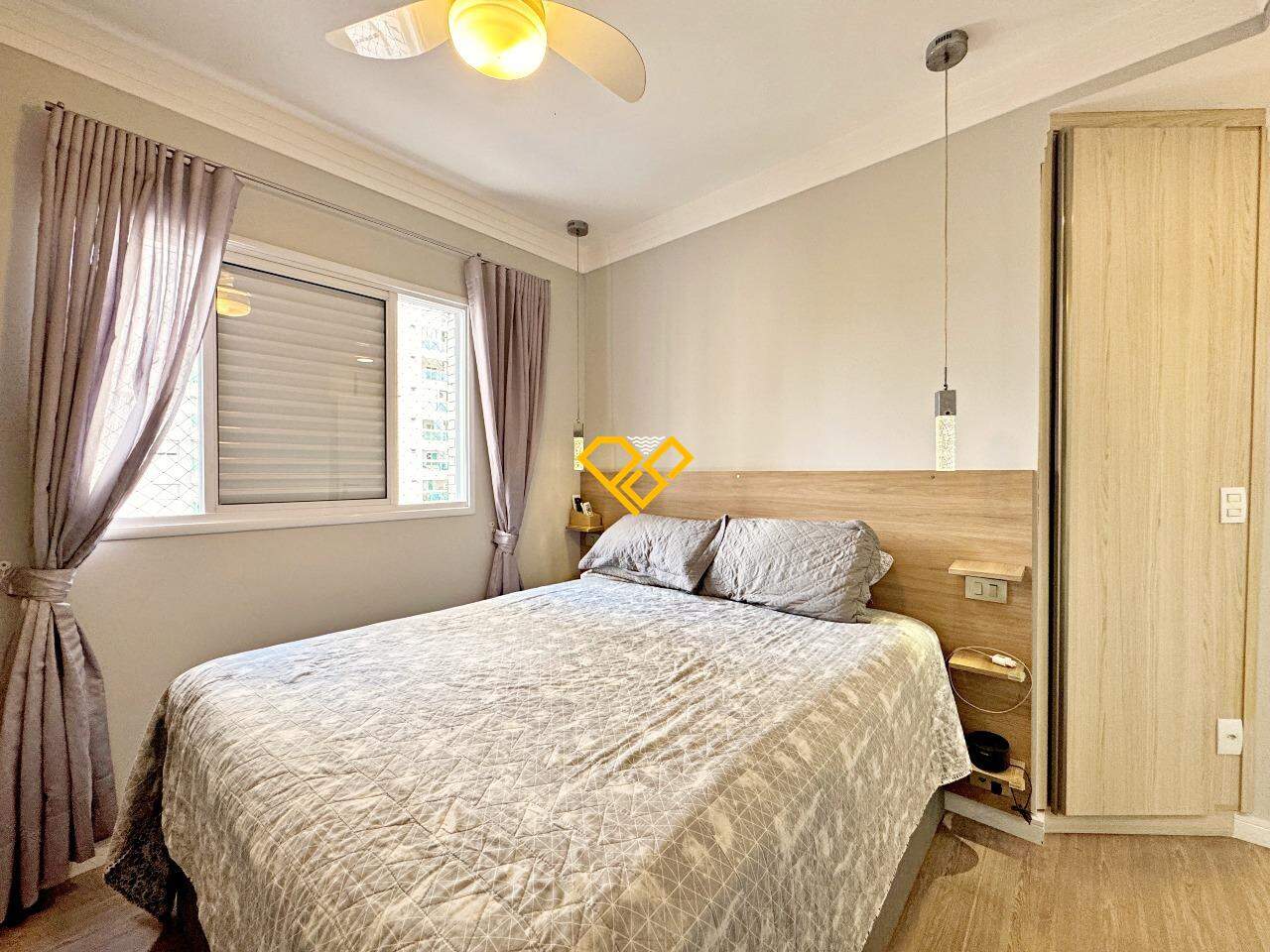 Apartamento à venda no Ponta da Praia: Dormitório 1 - suíte