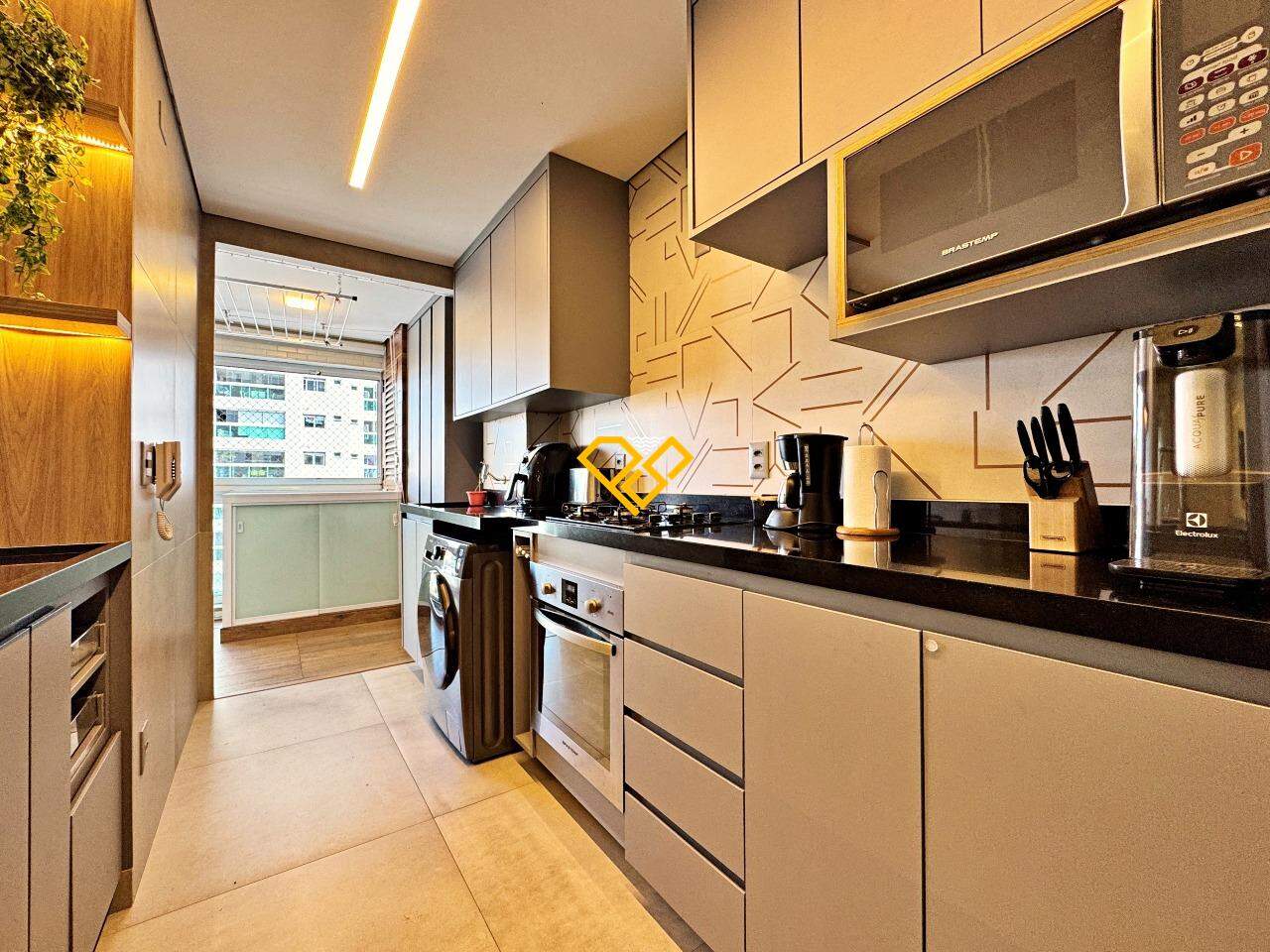 Apartamento à venda no Ponta da Praia: Cozinha