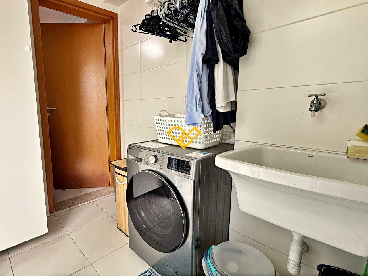 Apartamento à venda no Aparecida: Área de serviço