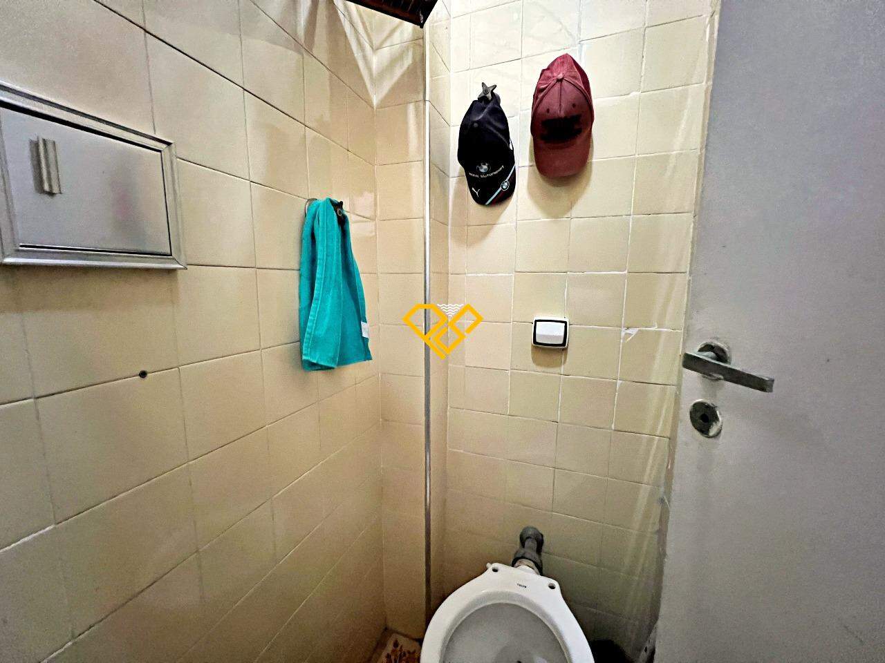 Apartamento à venda no Boqueirão: Wc de serviço