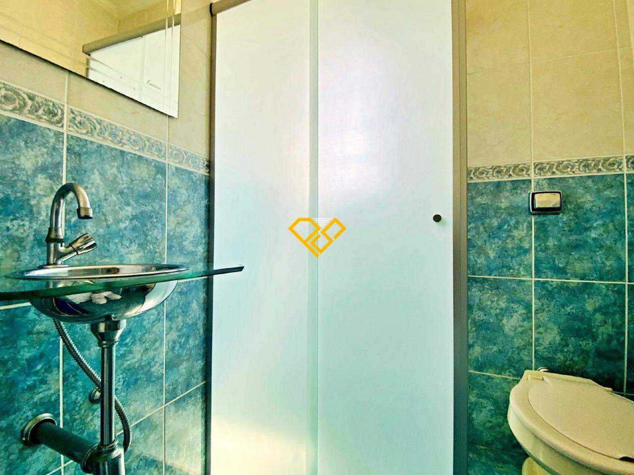 Apartamento à venda no Gonzaga: Wc social