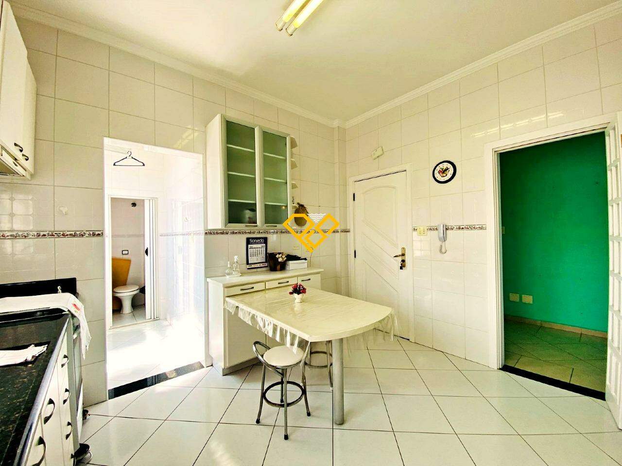 Apartamento à venda no Gonzaga: Cozinha