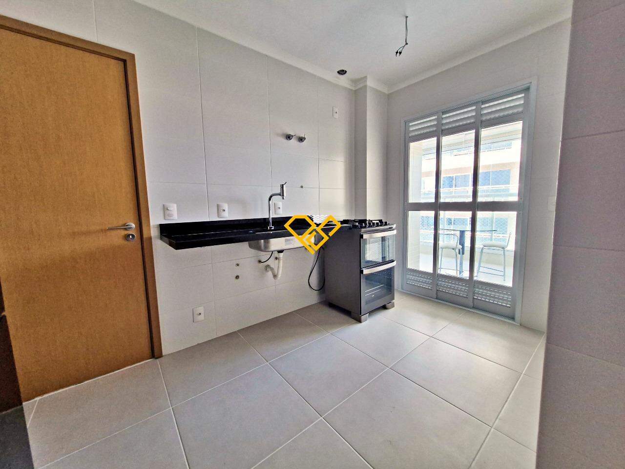 Apartamento à venda no Gonzaga: Cozinha