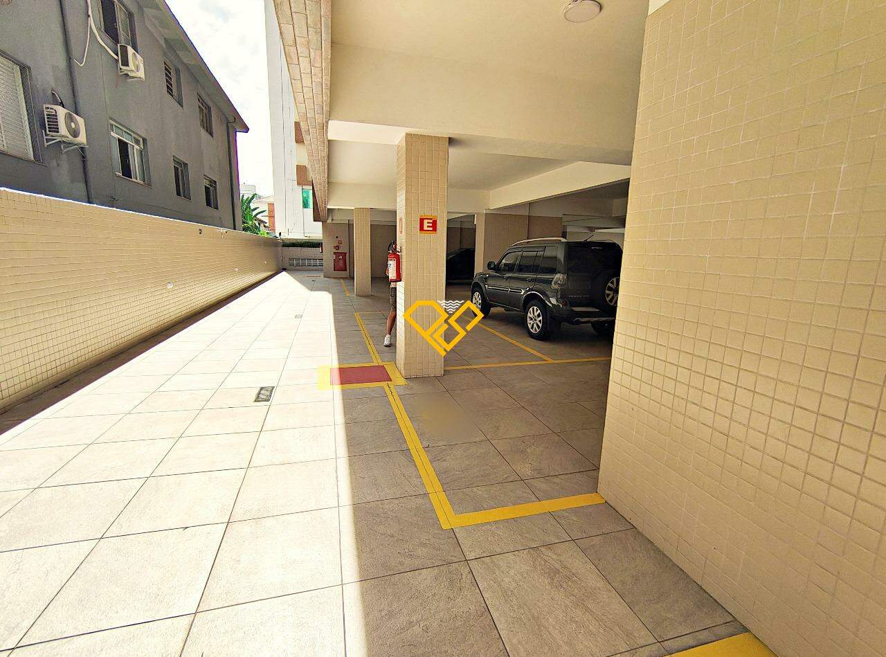 Apartamento à venda no Campo Grande: Garagem