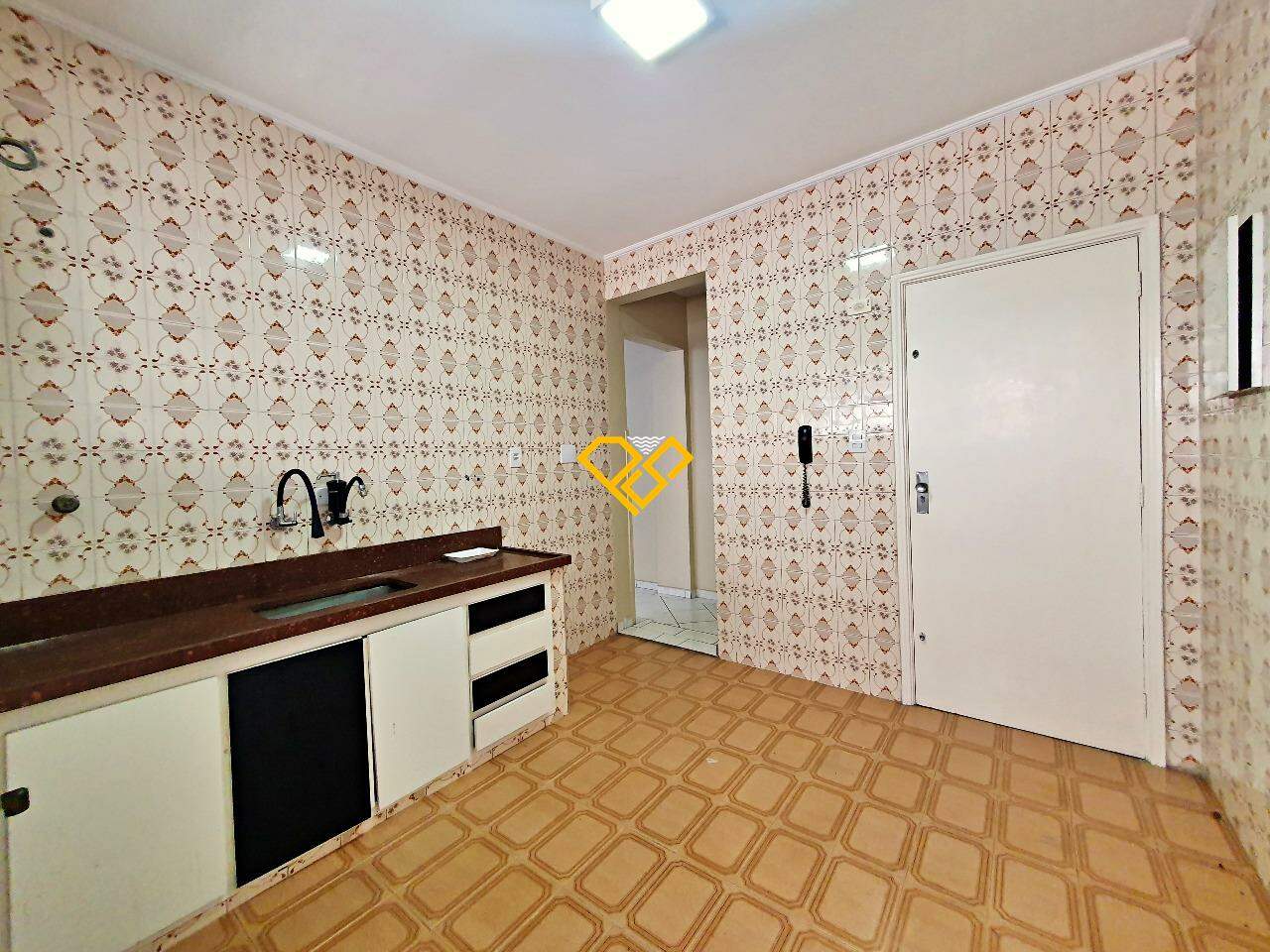 Apartamento à venda no Encruzilhada: Cozinha