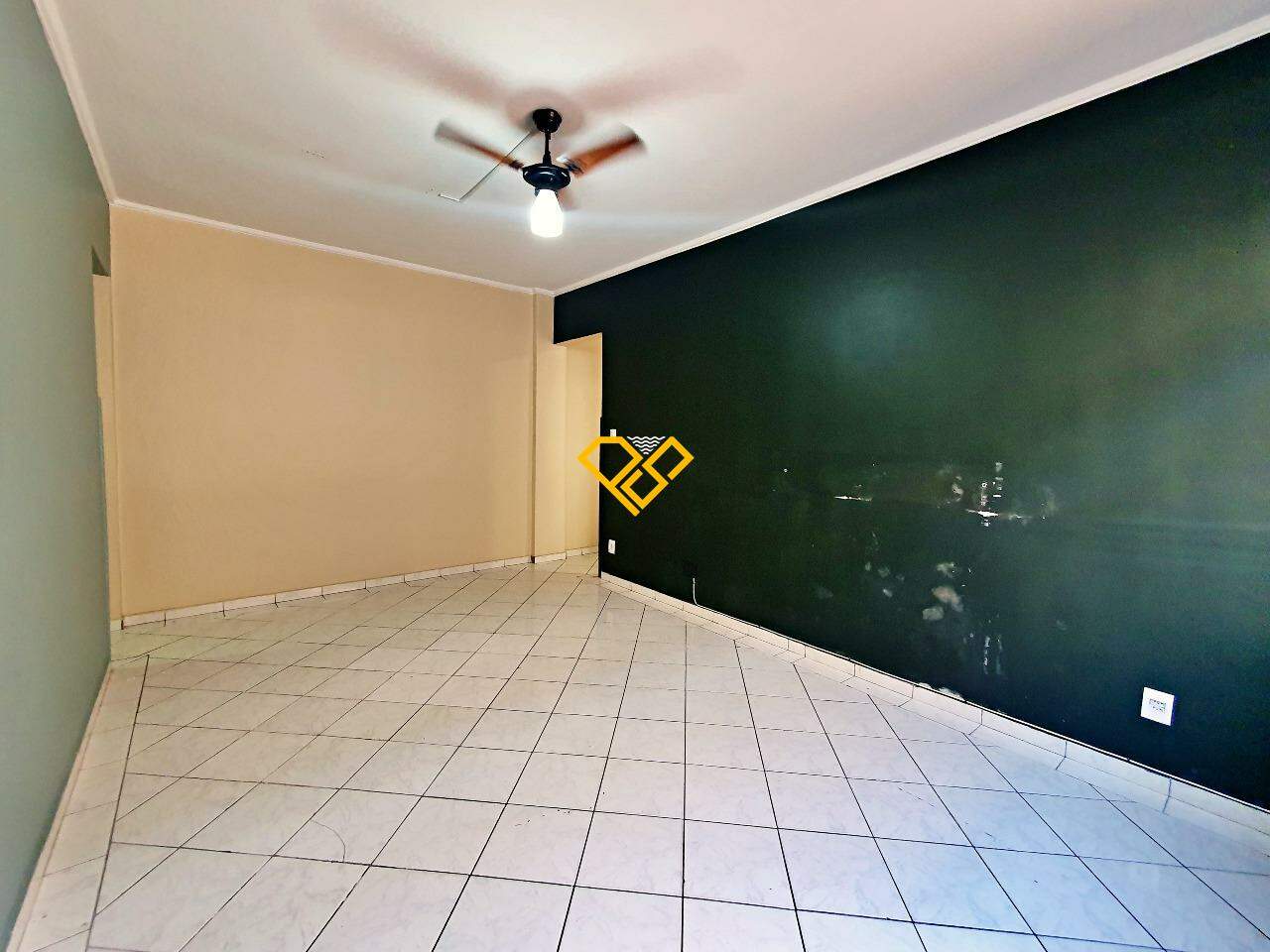 Apartamento à venda no Encruzilhada: Sala