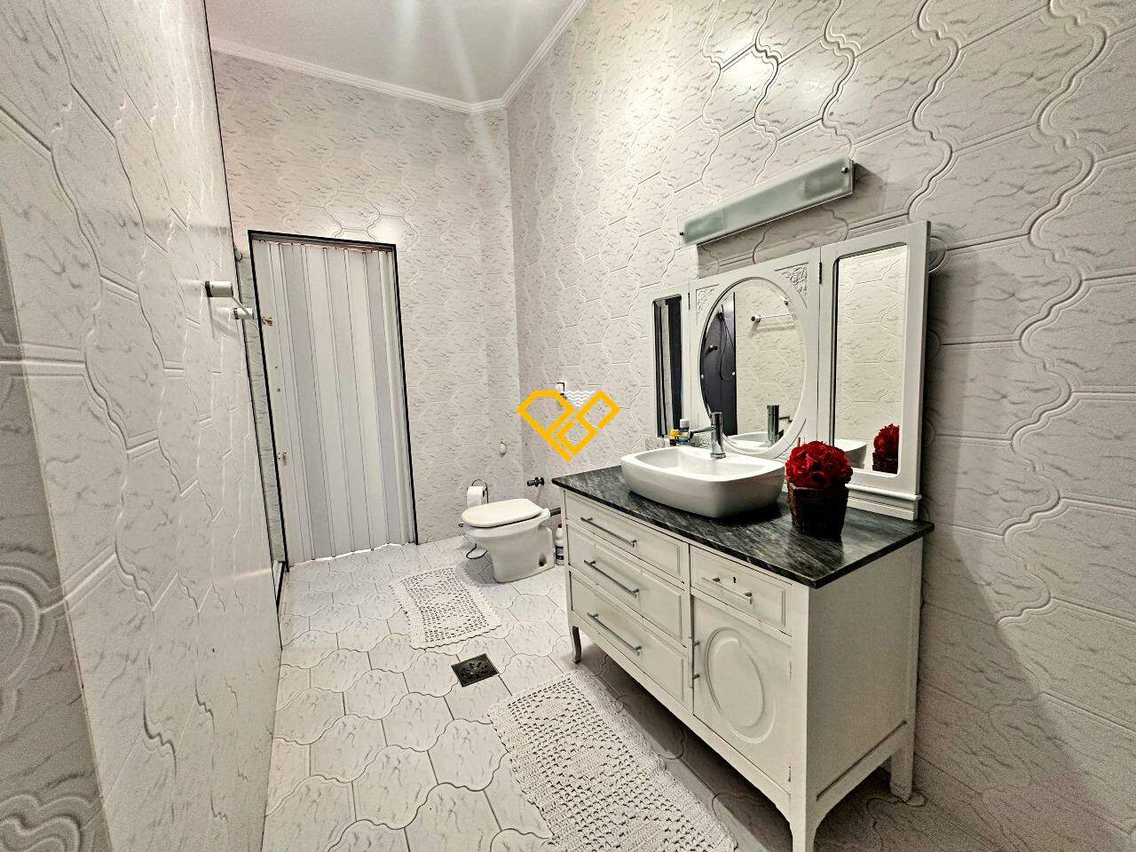 Sobrado à venda no Vila Belmiro: Wc suíte