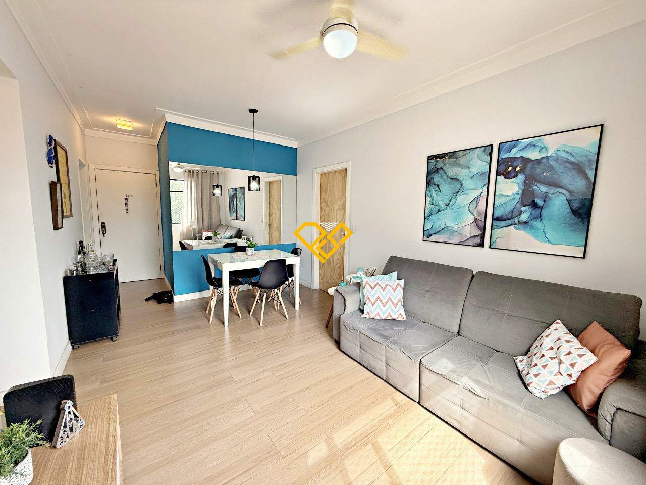 Apartamento à venda no Embaré: Sala