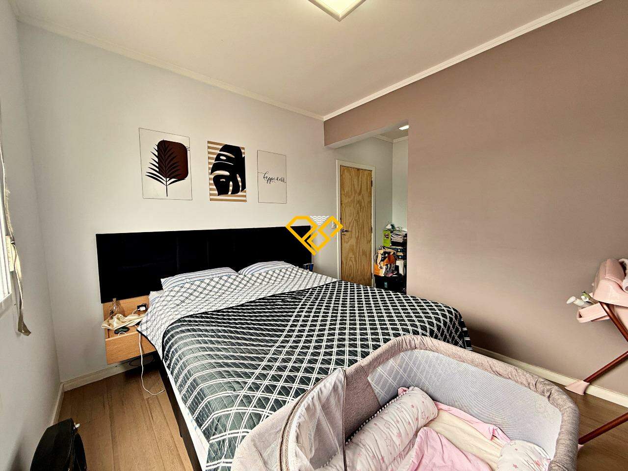 Apartamento à venda no Embaré: Dormitório 1 - suíte