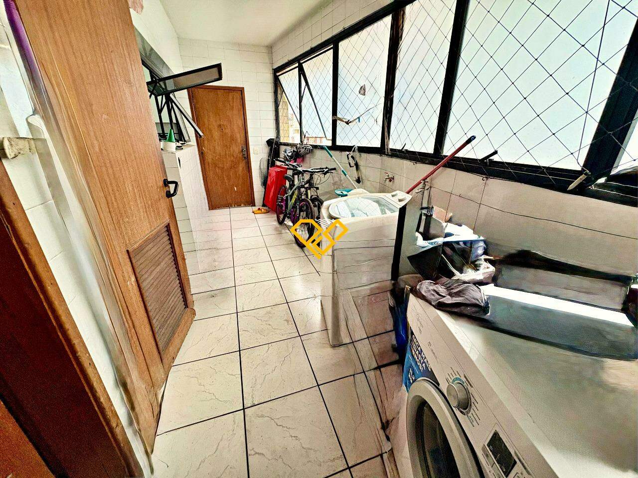Apartamento à venda no Gonzaga: Área de serviço