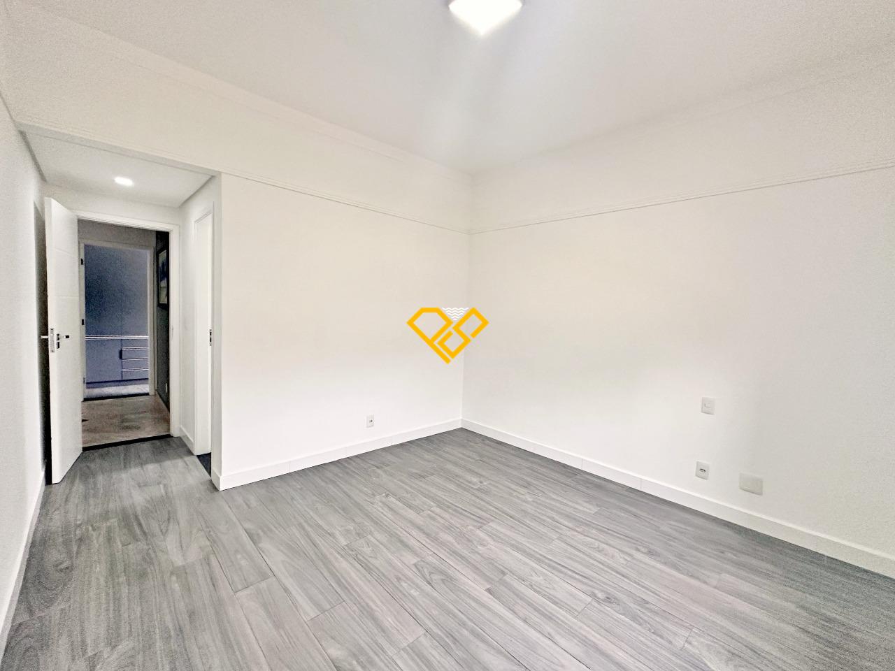 Sobrado à venda no José Menino: 2° Piso - Dormitório 3 - suíte