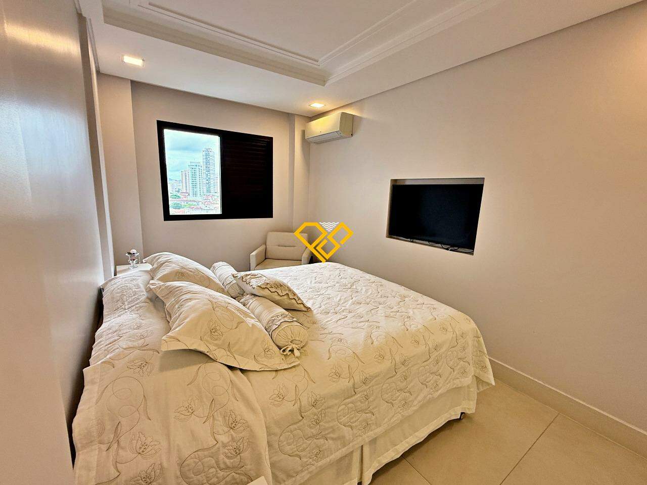 Apartamento à venda no Boqueirão: Dormitório 1 - suíte