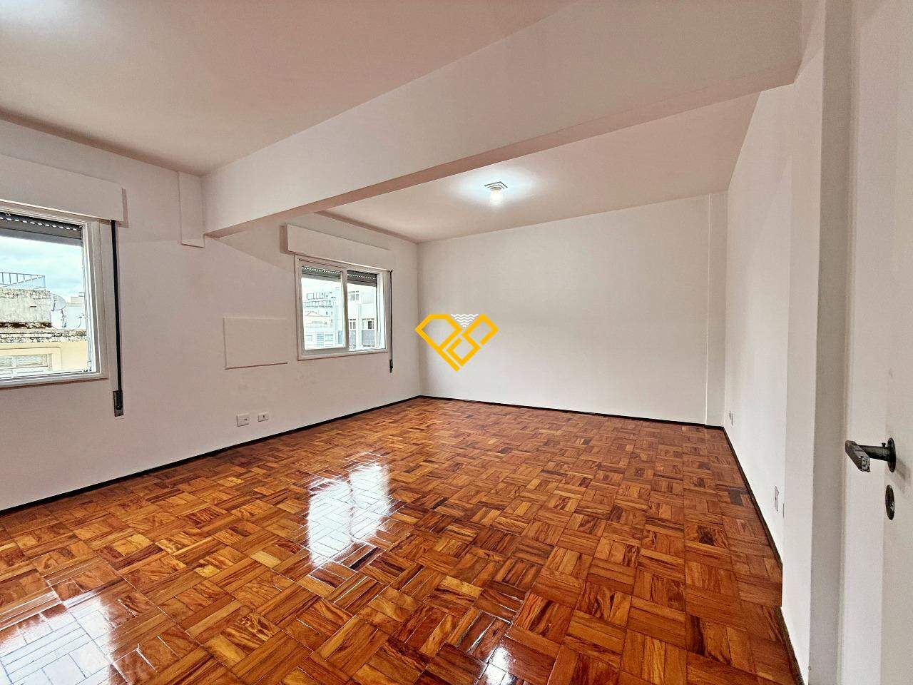 Apartamento à venda no Gonzaga: Dormitório 1 - suíte