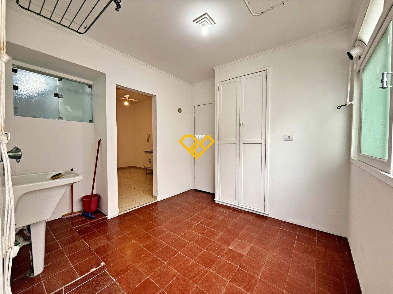 Apartamento à venda no Gonzaga: Área de serviço