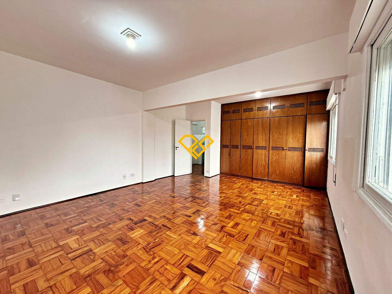 Apartamento à venda no Gonzaga: Dormitório 1 - suíte