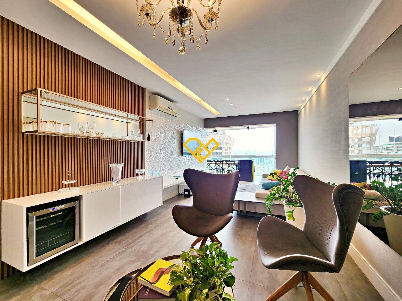 Apartamento à venda no Ponta da Praia: Sala