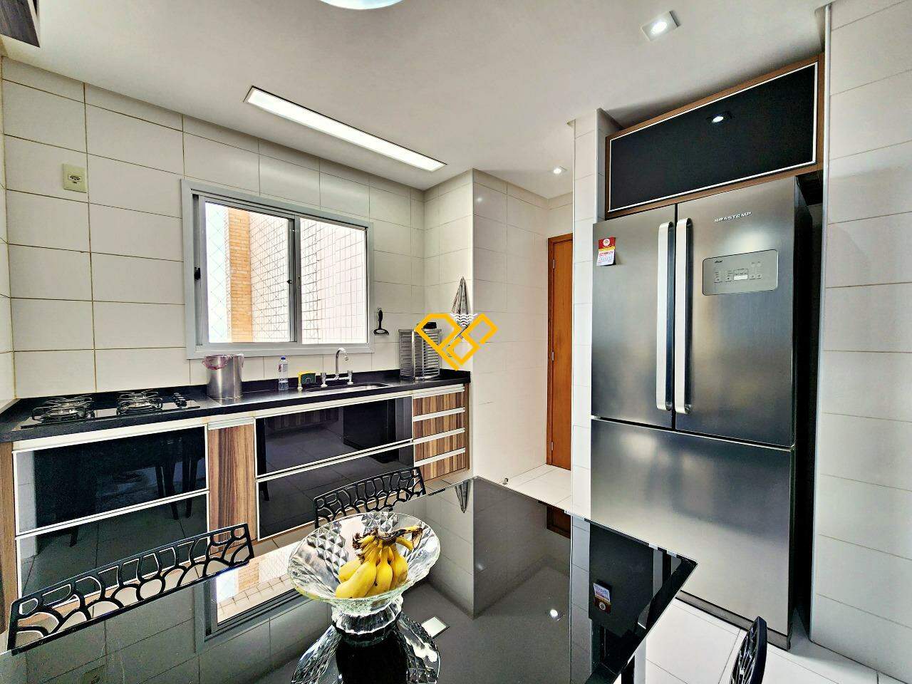 Apartamento à venda no Ponta da Praia: Cozinha