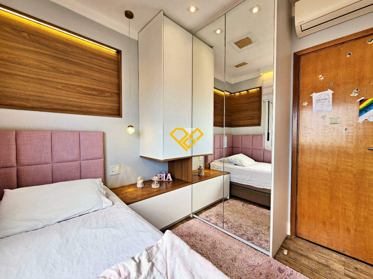 Apartamento à venda no Ponta da Praia: Dormitório 3