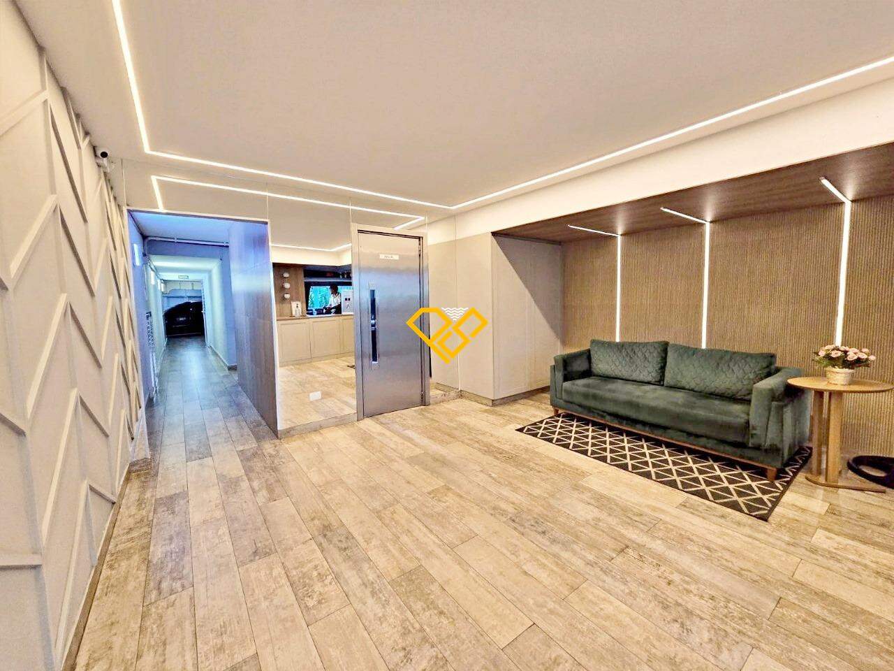 Apartamento à venda no Boqueirão: Hall social do condomínio