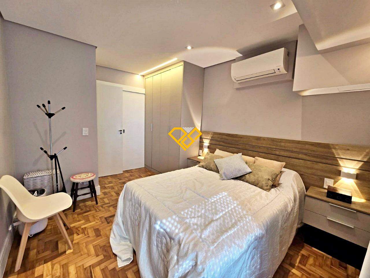 Apartamento à venda no Boqueirão: Dormitório - suíte