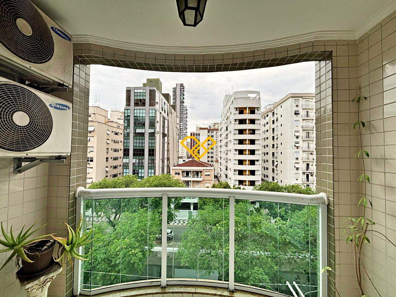 Apartamento para aluguel no Gonzaga: Varanda