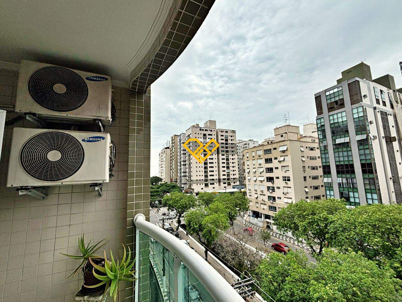 Apartamento para aluguel no Gonzaga: Varanda