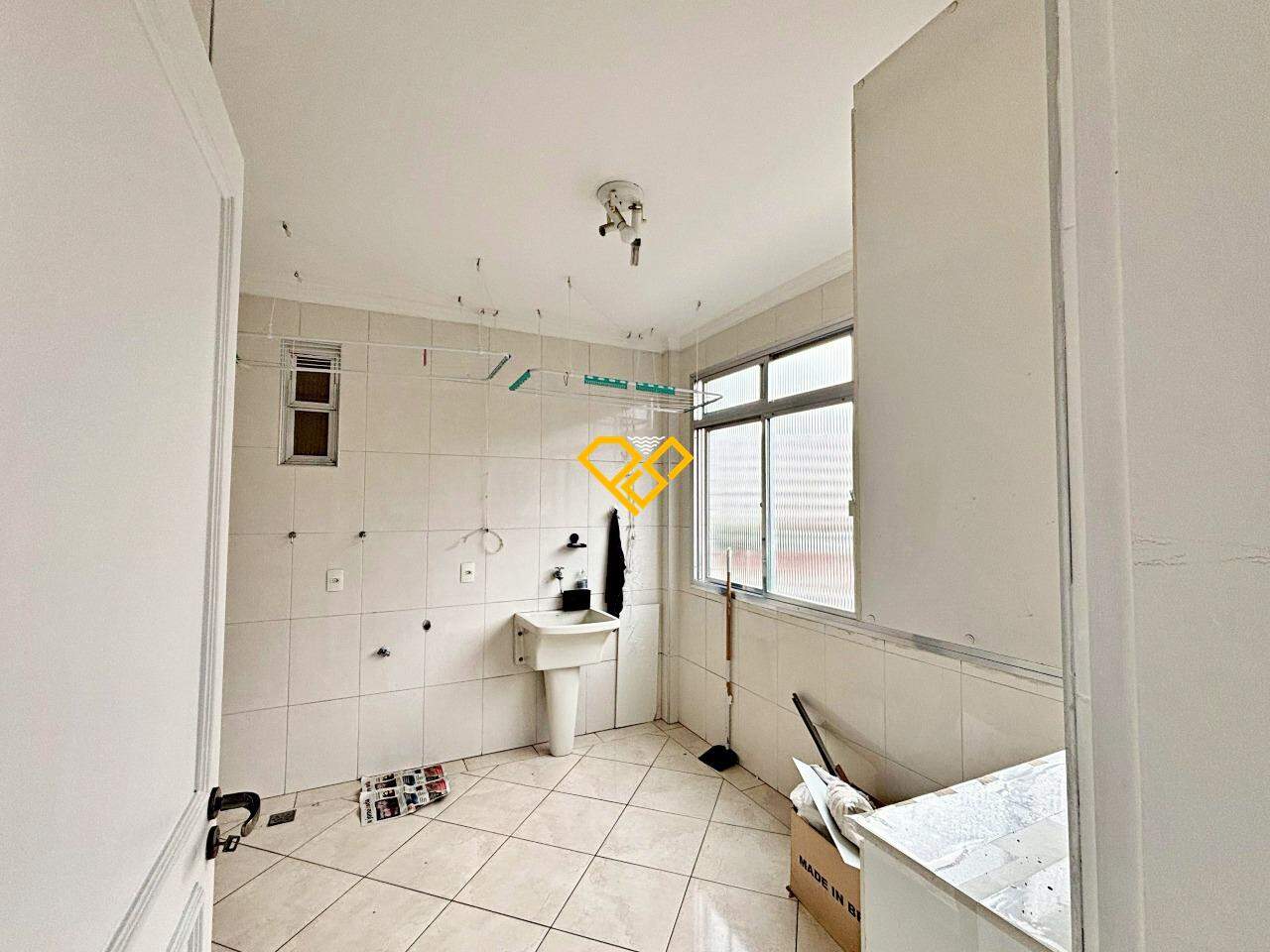 Apartamento para aluguel no Gonzaga: Área de serviço