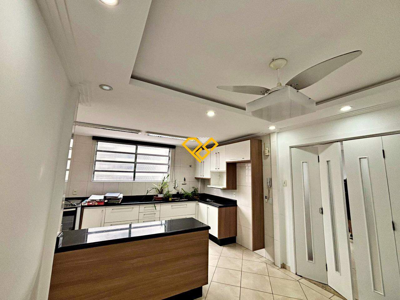 Apartamento para aluguel no Gonzaga: Cozinha