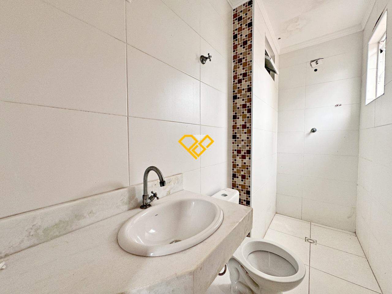 Casa à venda no Embaré: Wc suíte 1