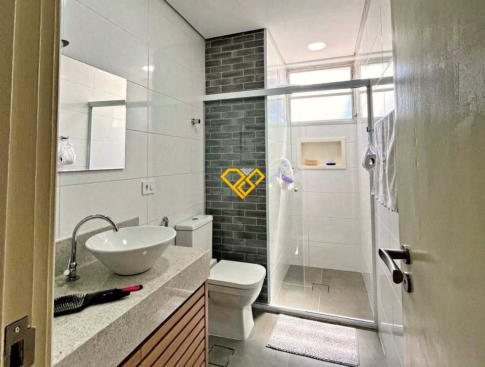 Apartamento à venda no Gonzaga: Wc social