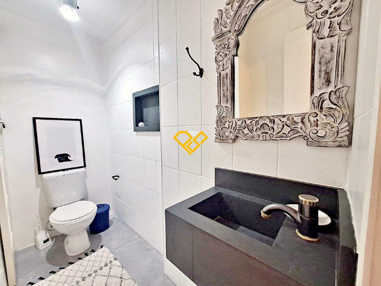 Apartamento para aluguel no José Menino: Lavabo