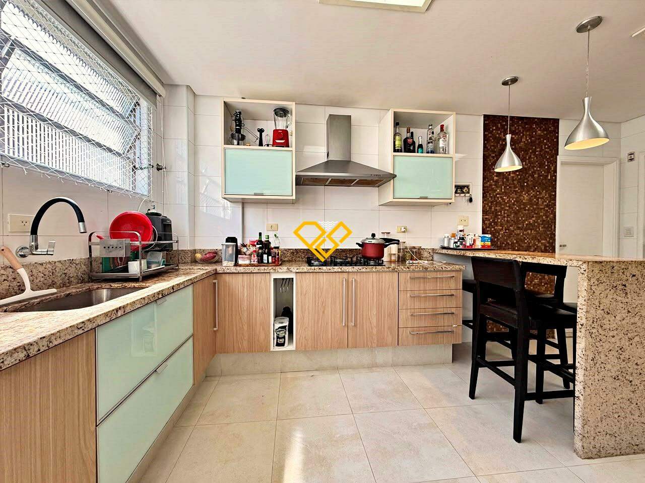 Apartamento à venda no Ponta da Praia: Cozinha