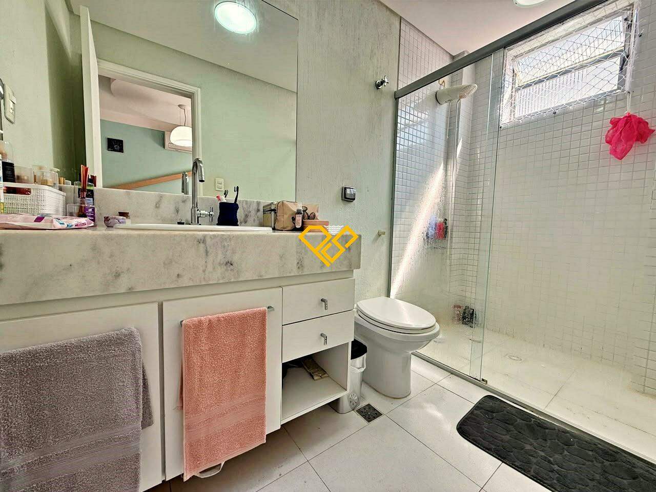 Apartamento à venda no Ponta da Praia: Wc social