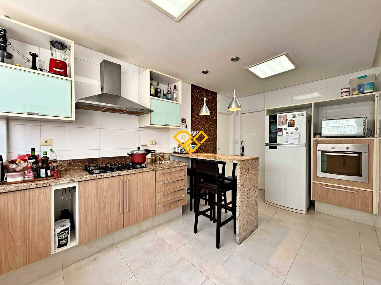 Apartamento à venda no Ponta da Praia: Cozinha
