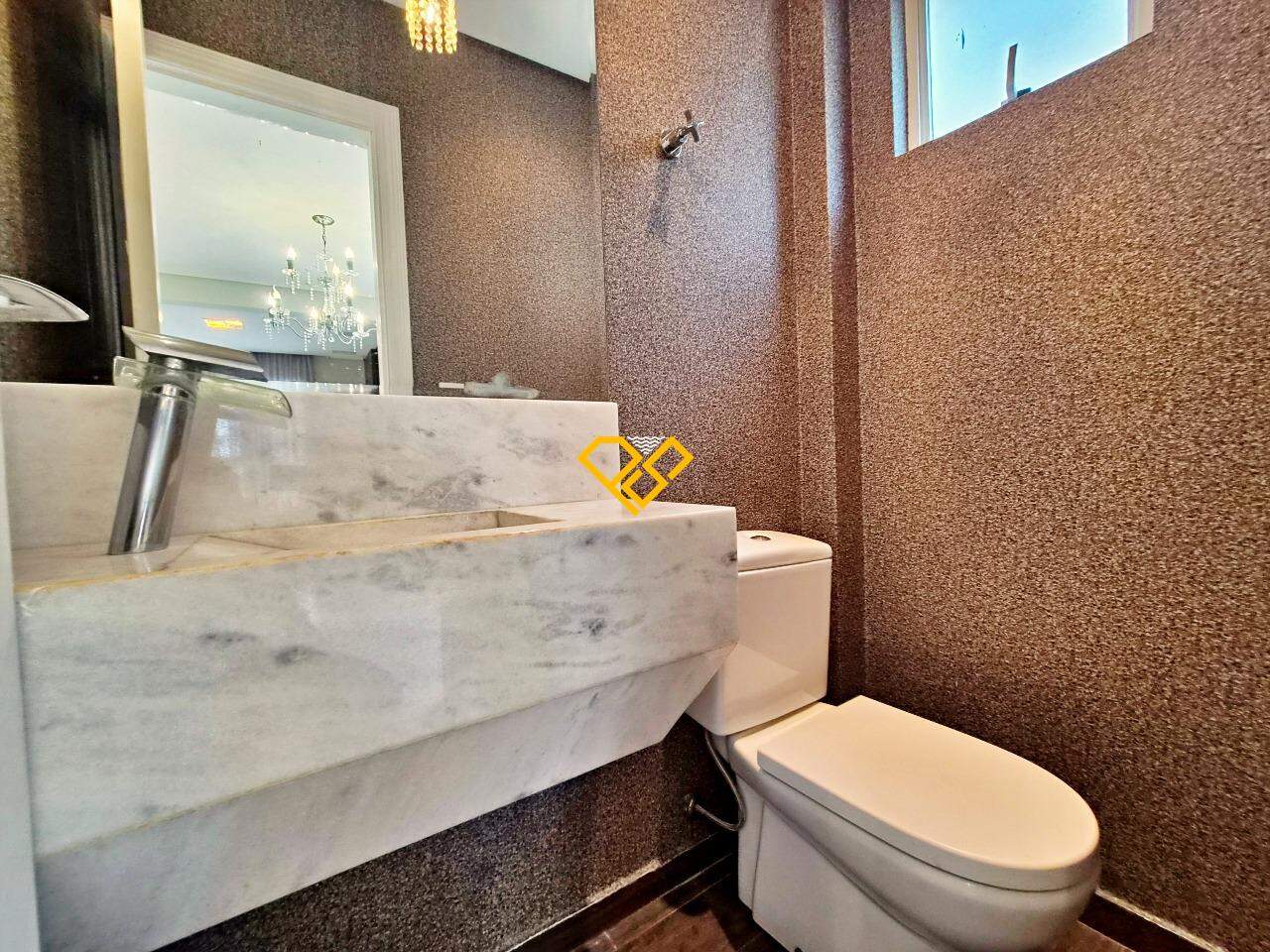 Sobrado à venda no Marapé: Lavabo
