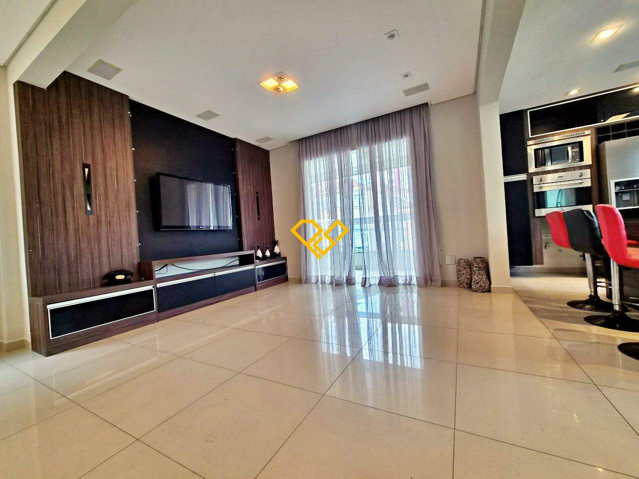 Sobrado à venda no Marapé: Sala
