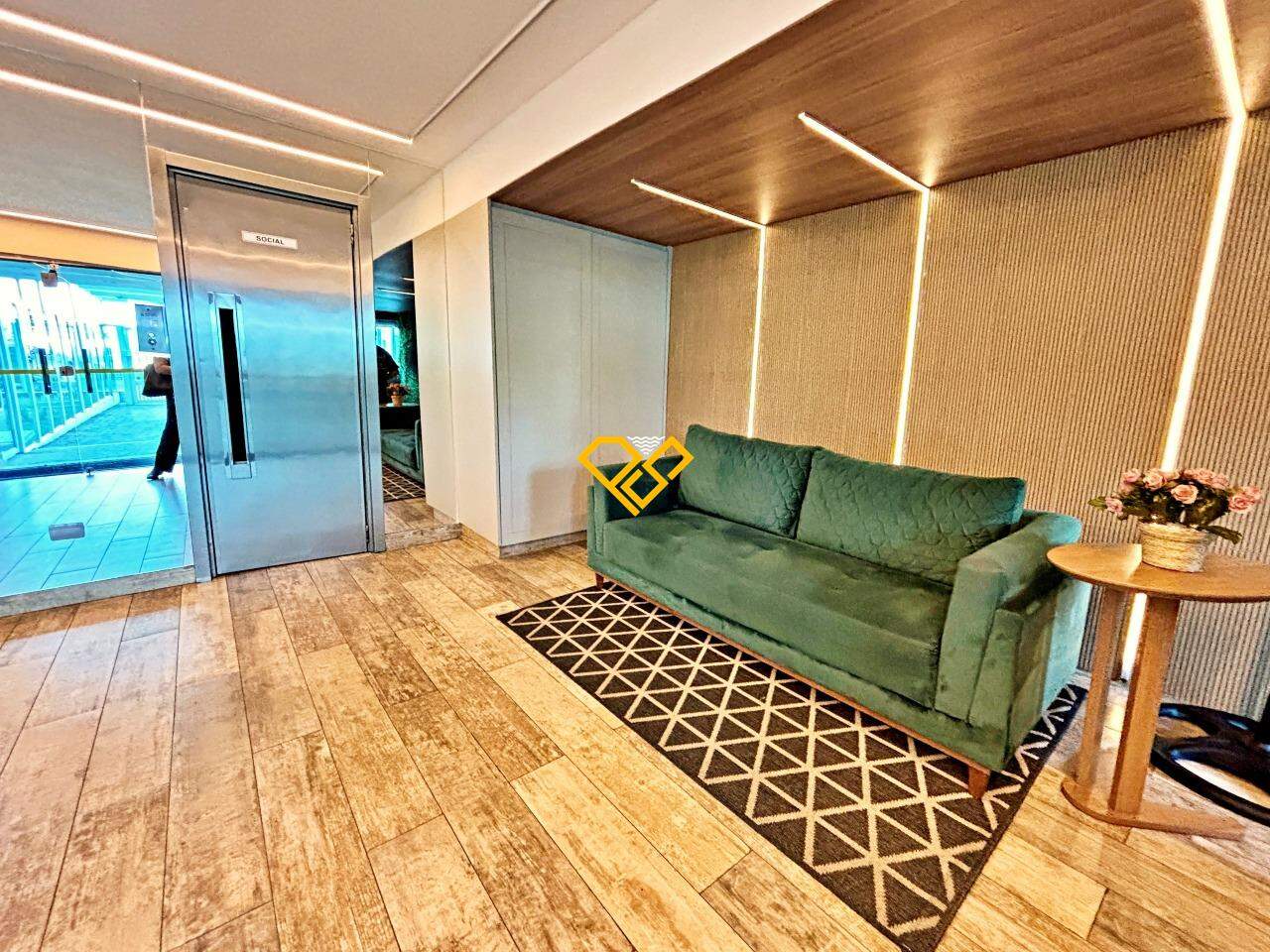 Apartamento à venda no Boqueirão: Hall social do condomínio