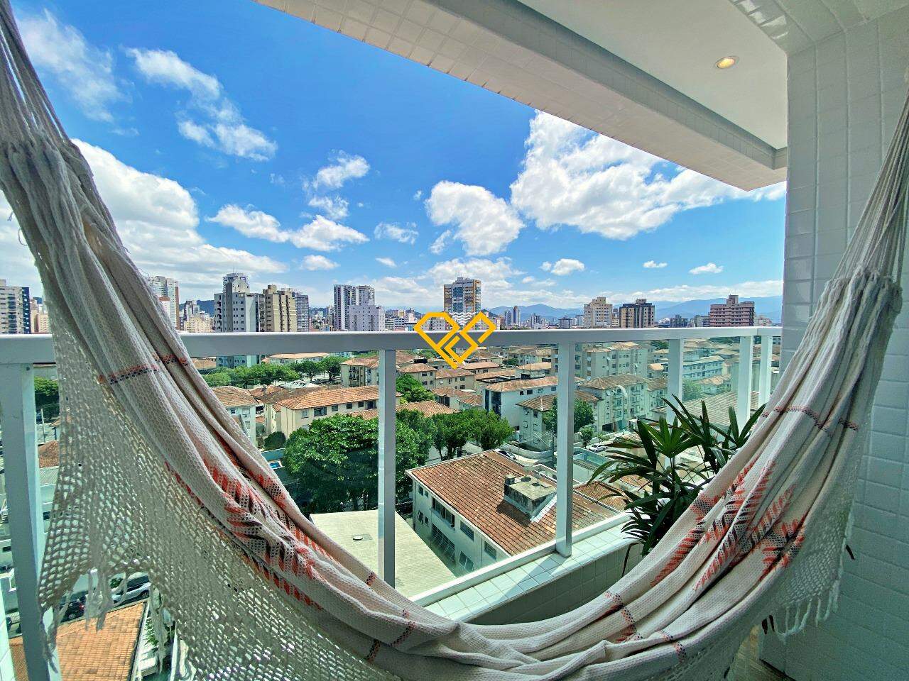 Apartamento à venda no Embaré: Varanda