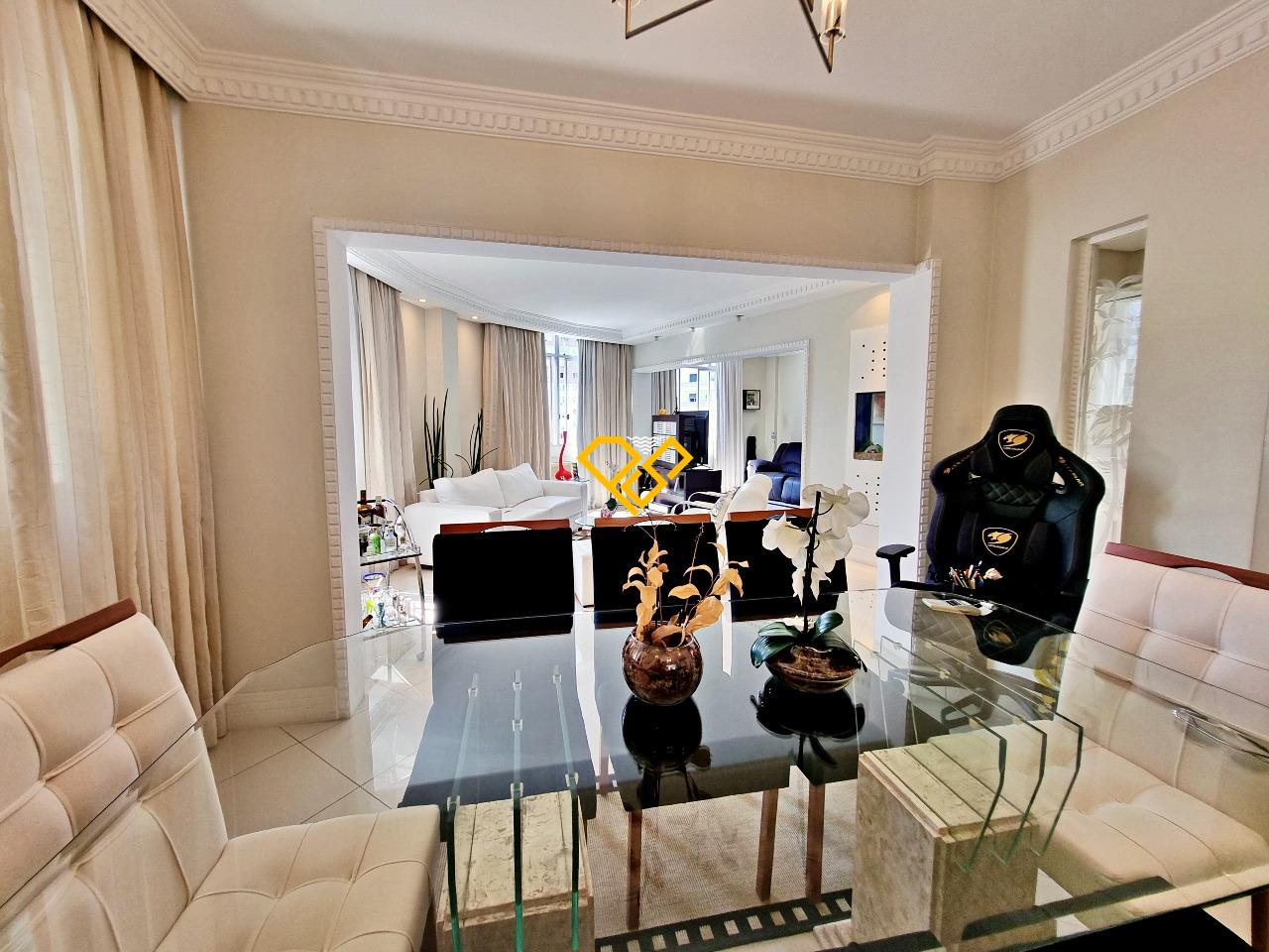 Apartamento à venda no Gonzaga: Sala de jantar