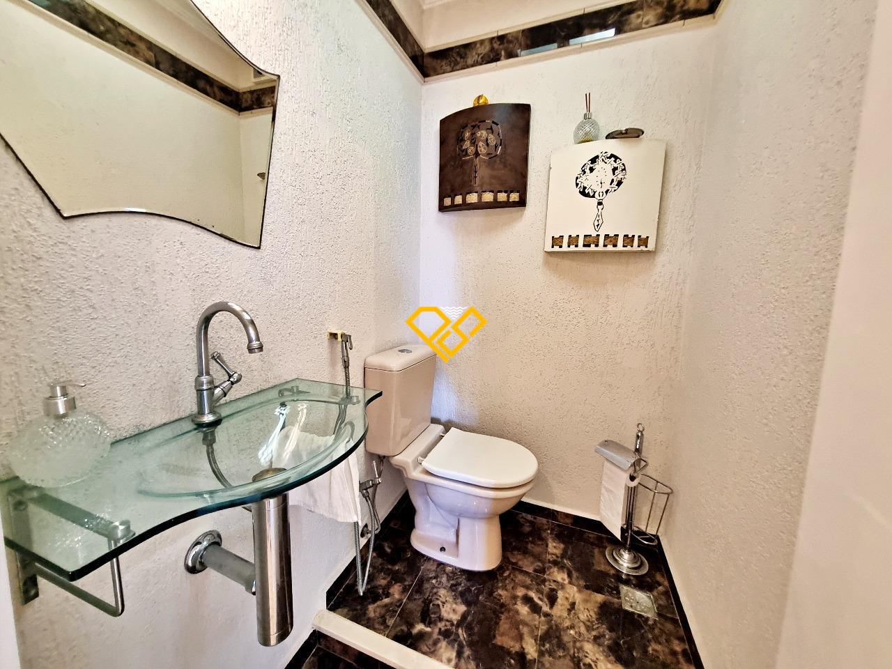 Apartamento à venda no Gonzaga: Lavabo