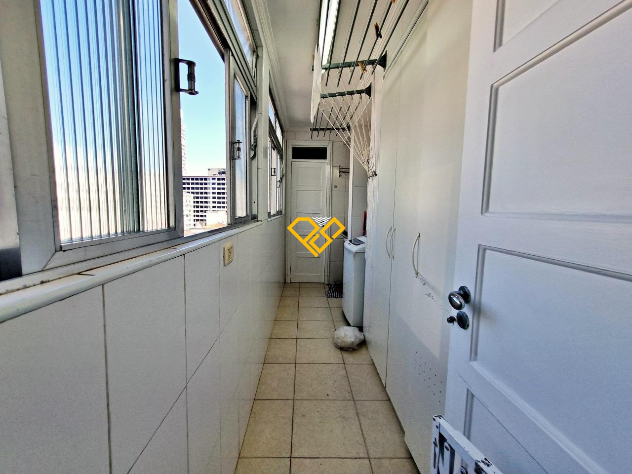 Apartamento à venda no Gonzaga: Área de serviço