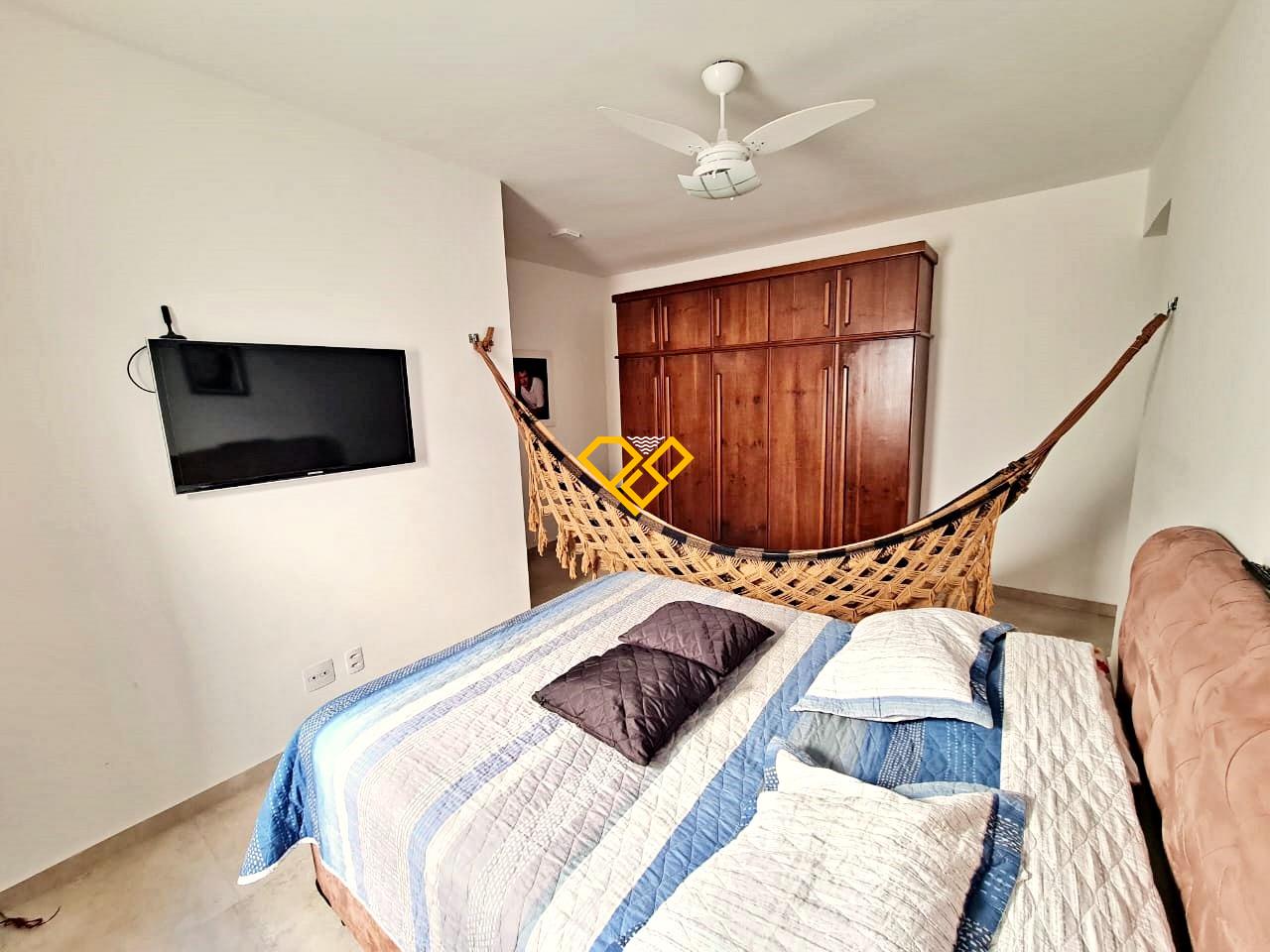 Sobreposta Alta à venda no Embaré: Dormitório 2 - suíte