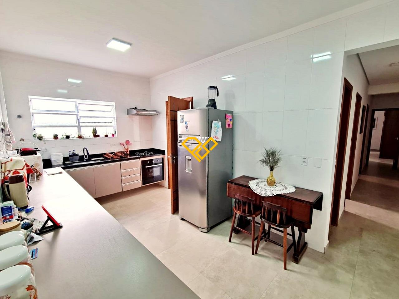 Sobreposta Alta à venda no Embaré: Cozinha