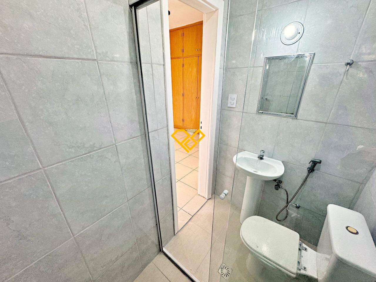 Apartamento à venda no Embaré: Wc suíte