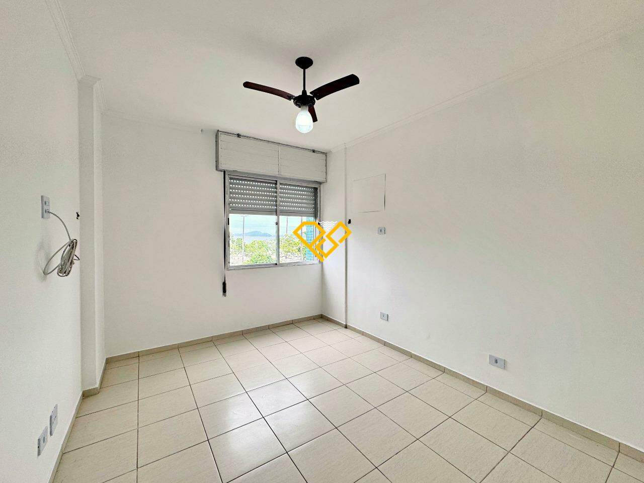 Apartamento para aluguel no Embaré: Dormitório 2