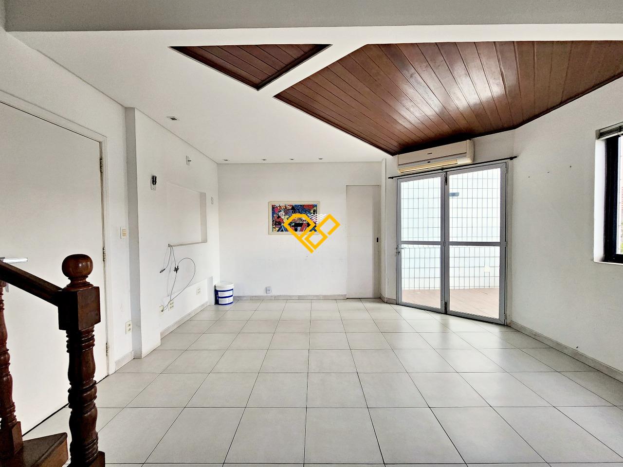 Apartamento à venda no Ponta da Praia: 