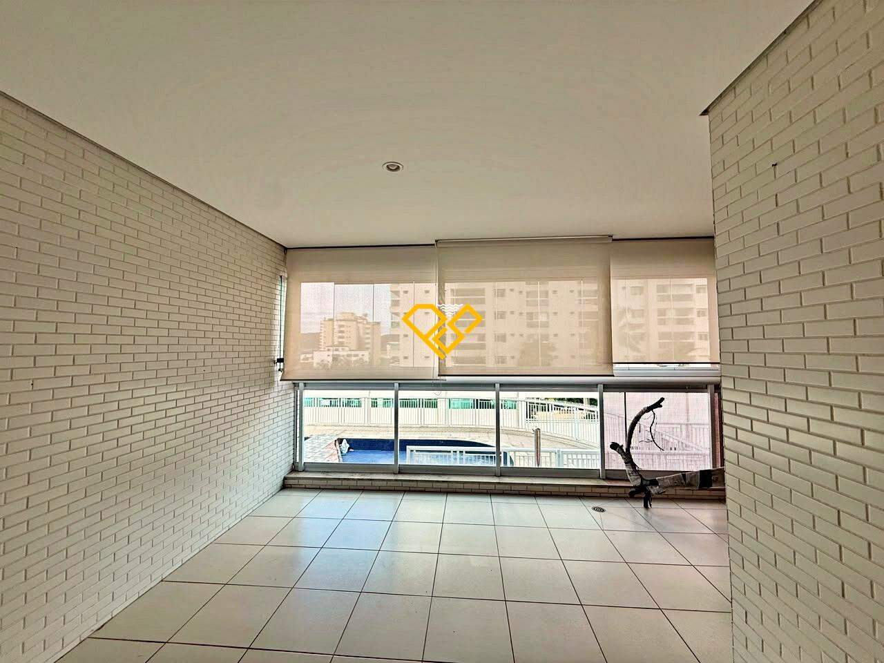Apartamento à venda no Ponta da Praia: Varanda