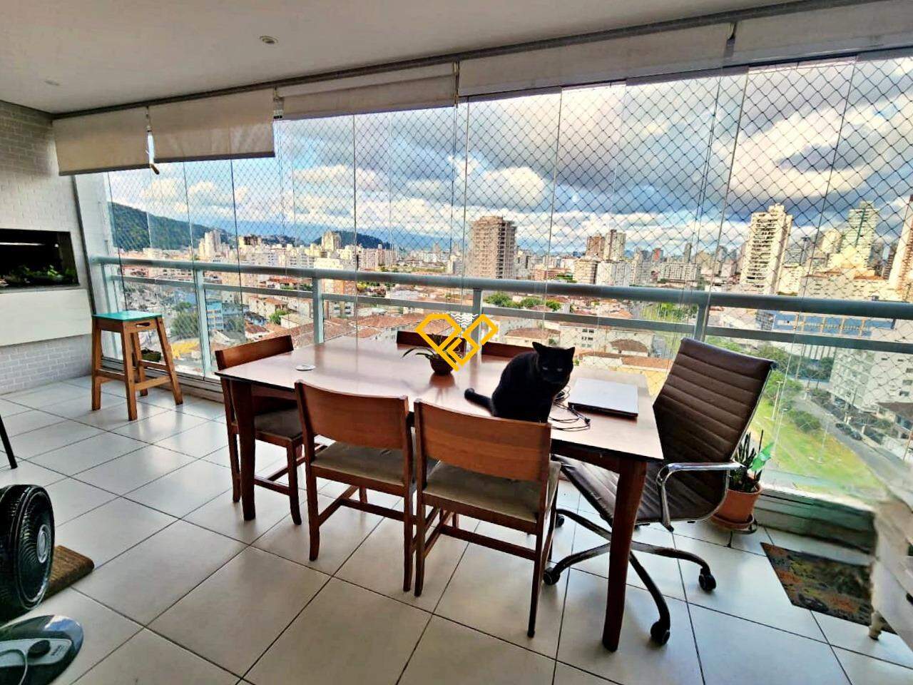 Apartamento à venda no Marapé: Varanda com churrasqueira